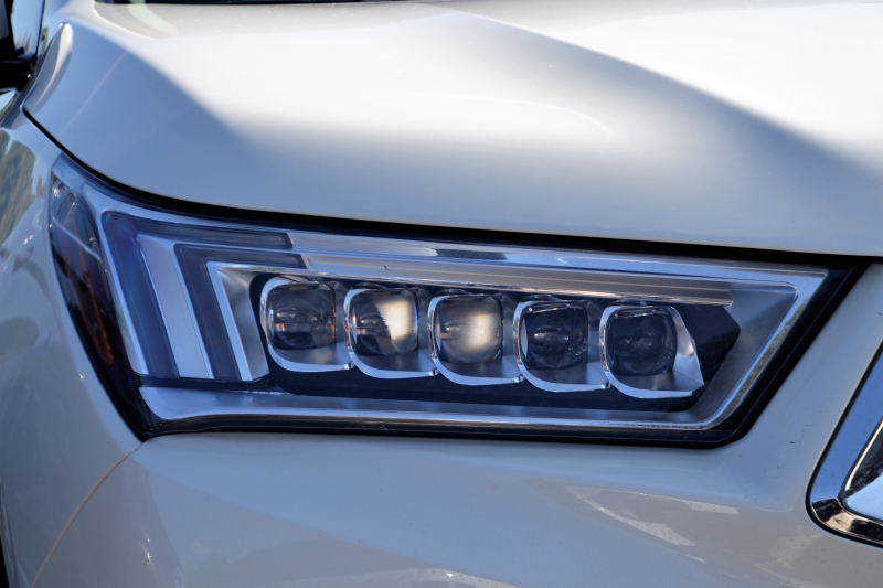 concession-auto-VILLEFRANCHE SUR MER-min_acura-headlamp-2834131